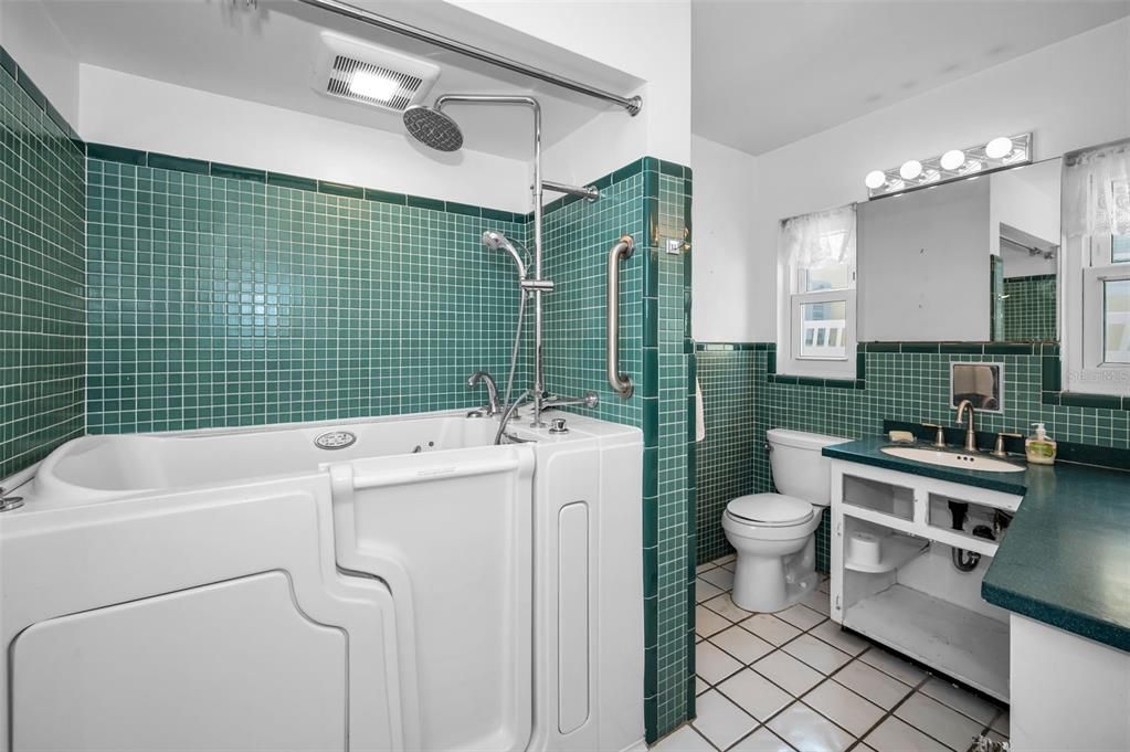 Bathroom, Interior