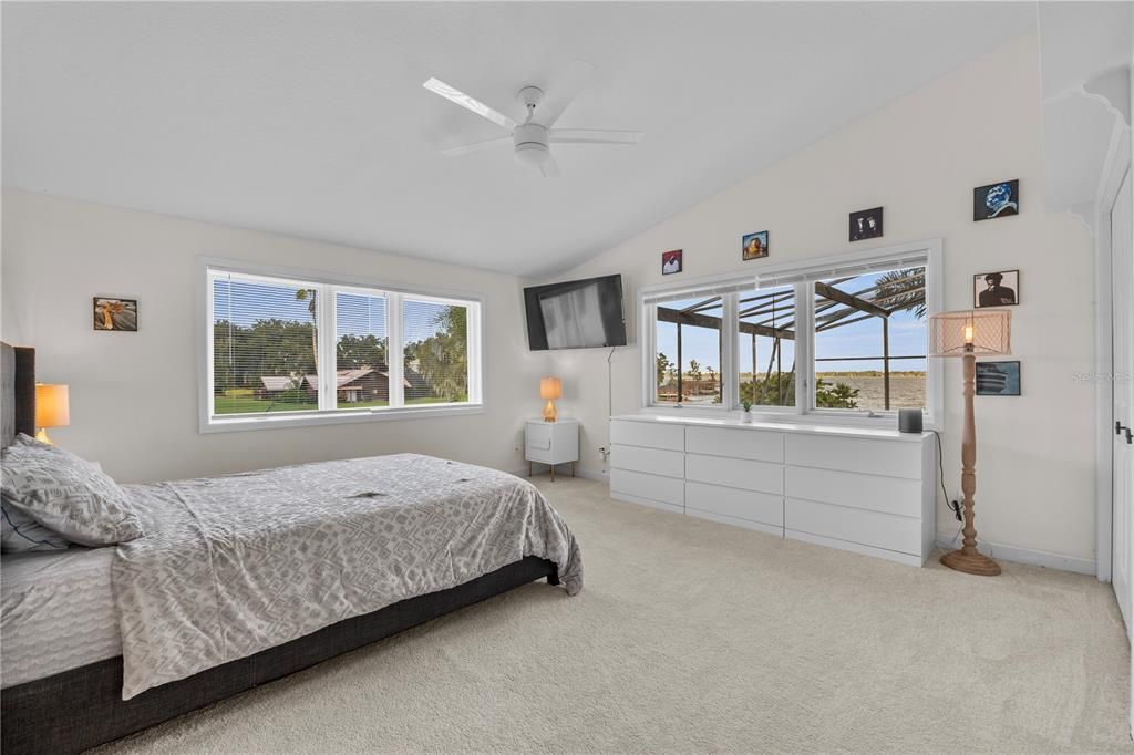 Bedroom, Interior, Water