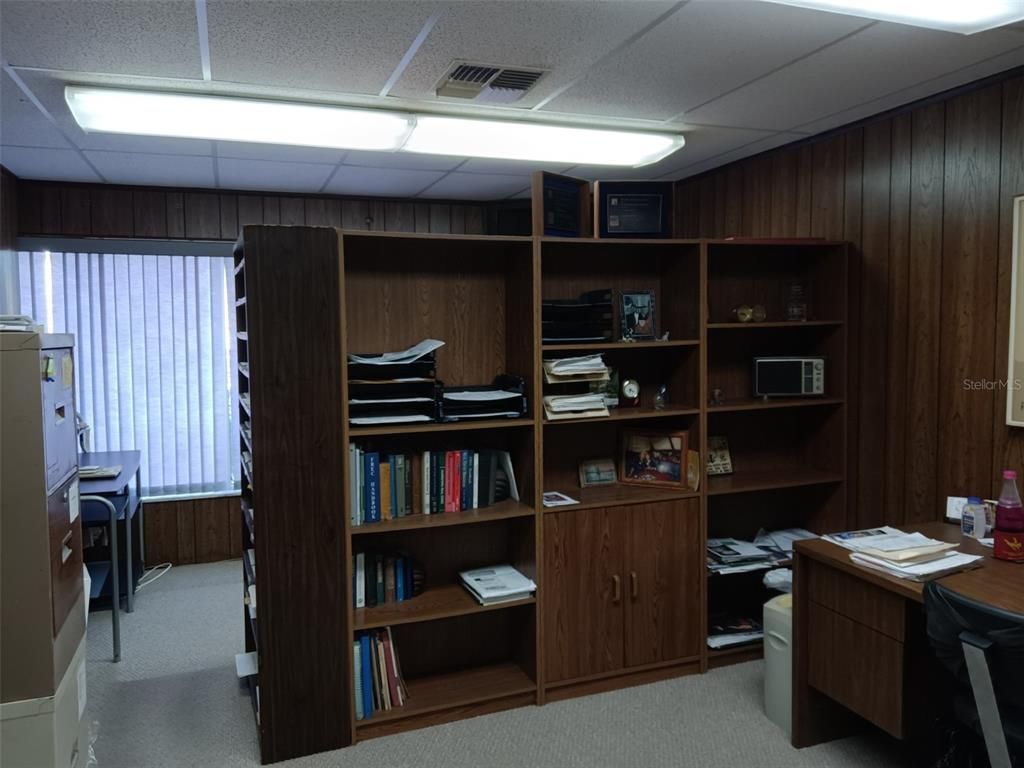Home Office, Interior