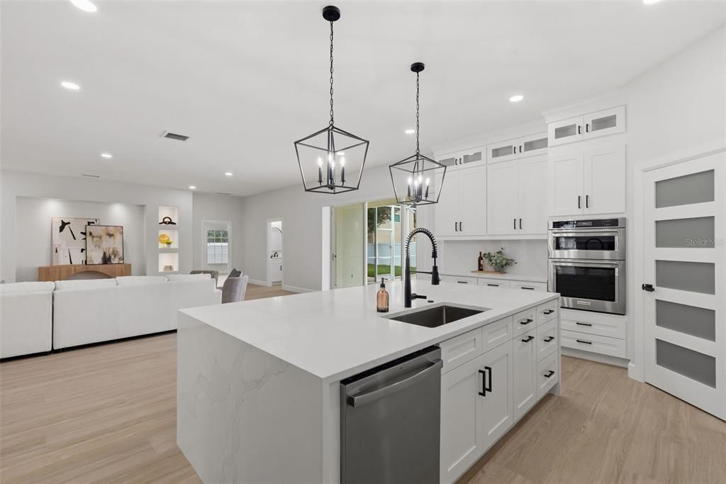 Interior, Kitchen, Living room, Pendant Lights, Recessed Lighting, Stainless Steel Appliances, Wood Texture Flooring