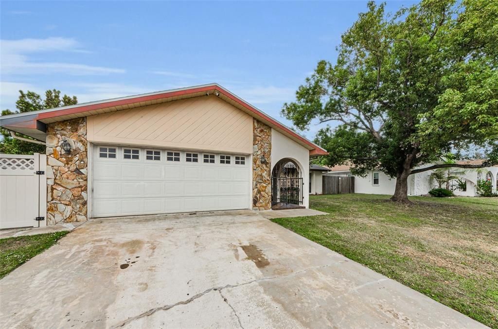 Backyard, Detached Garage, Exterior