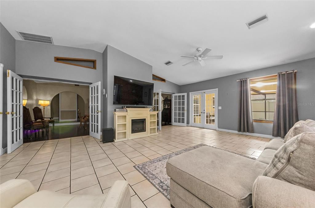 Fireplace, Interior, Living room, Recessed Lighting