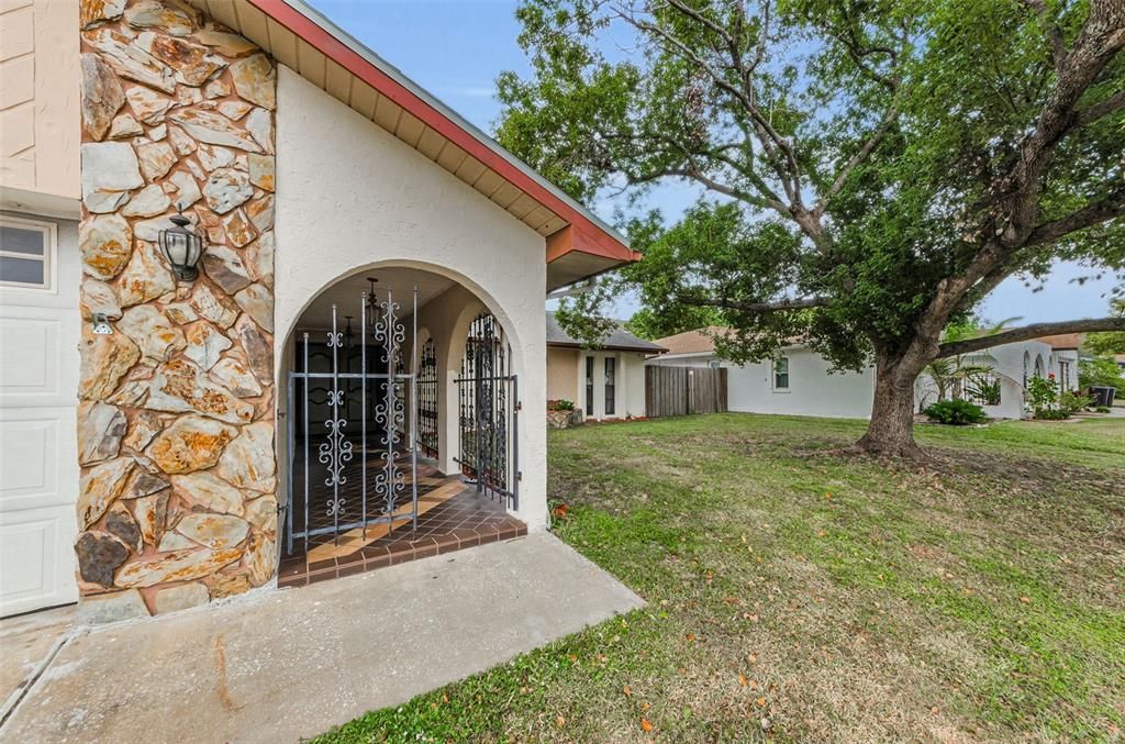 Backyard, Exterior