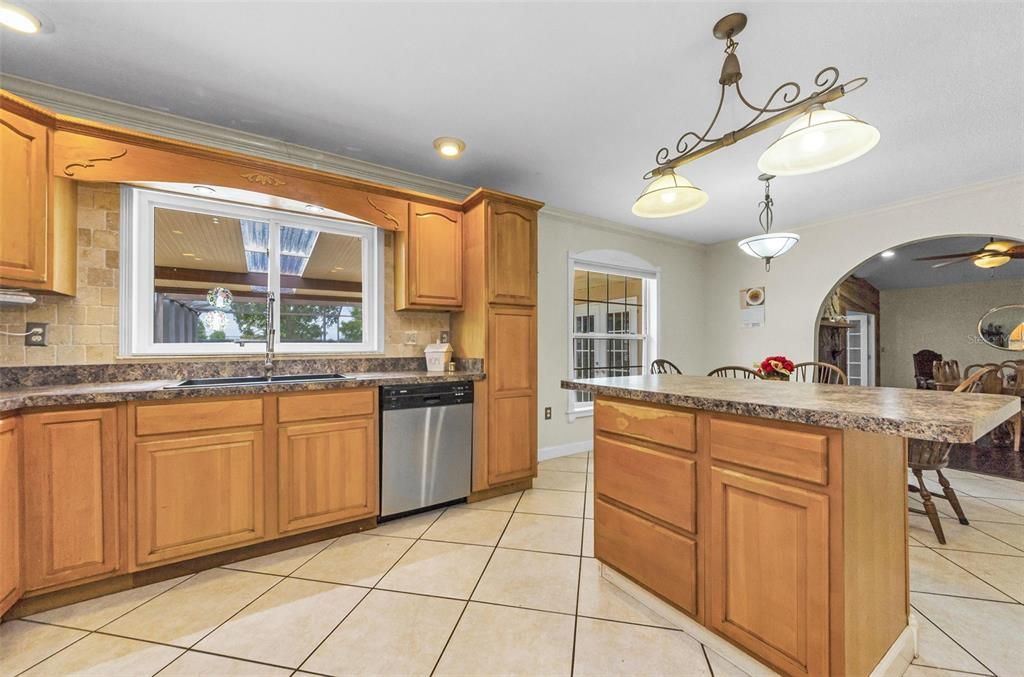 Dining room, Interior, Kitchen, Pendant Lights, Recessed Lighting