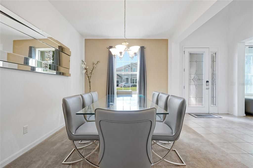 Chandelier, Dining room, Interior
