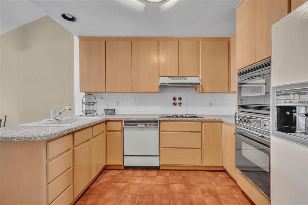 Interior, Kitchen, Recessed Lighting