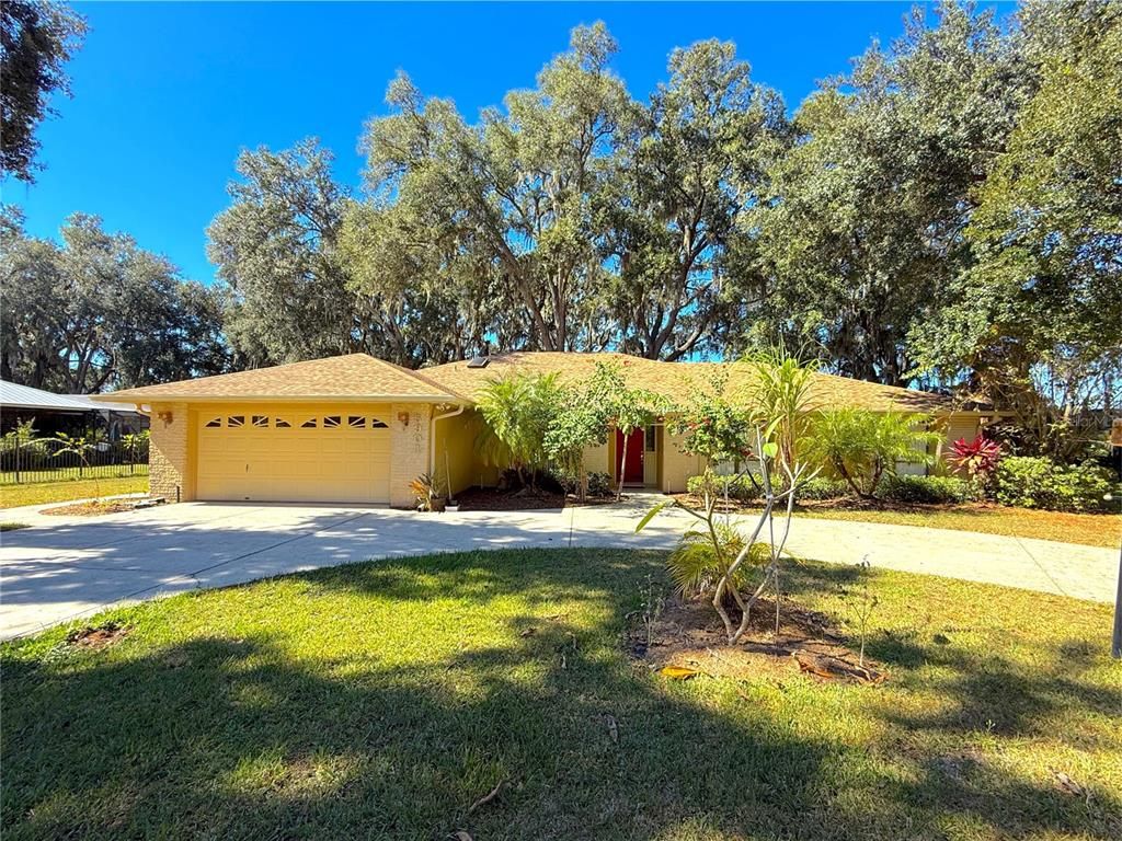 Attached, Backyard, Exterior, Facade, Ranch