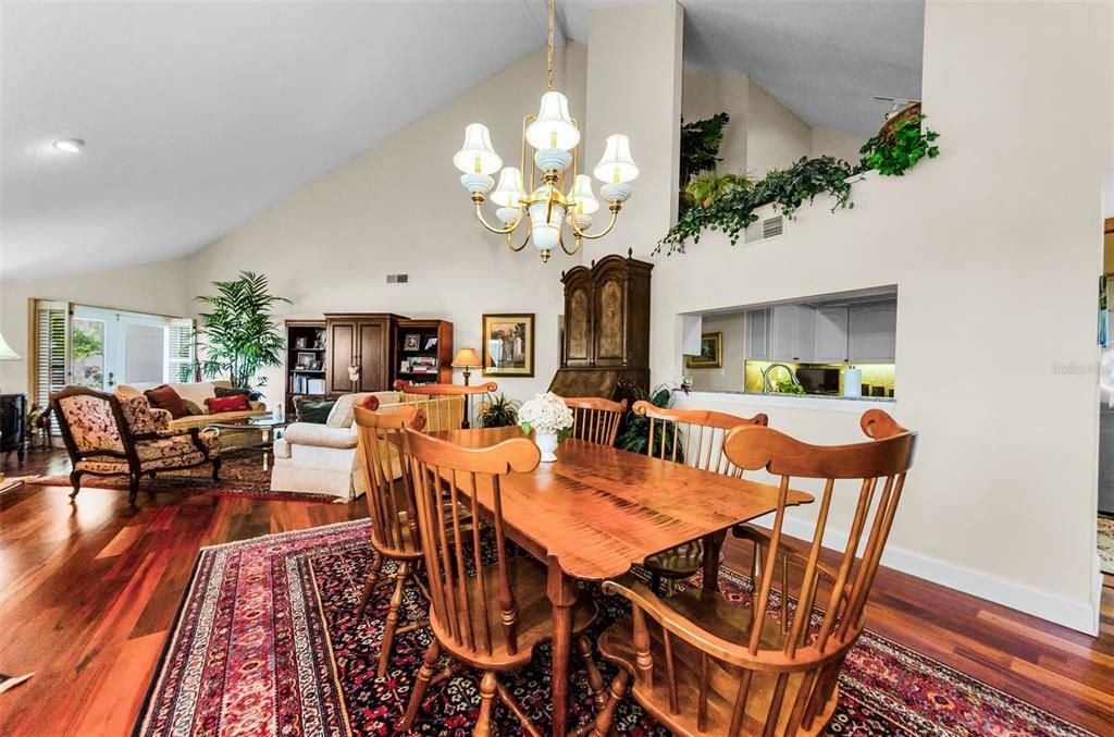 Chandelier, Dining room, Interior, Living room, Recessed Lighting, Wood Texture Flooring