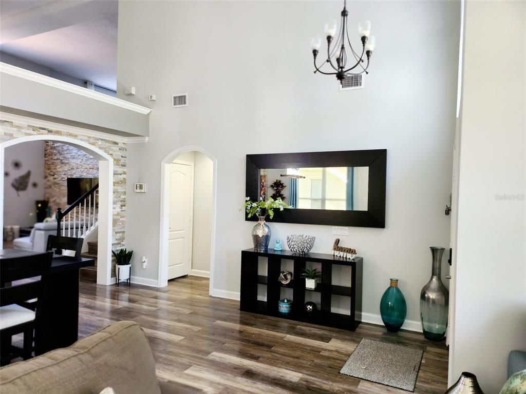 Chandelier, Interior, Wood Texture Flooring