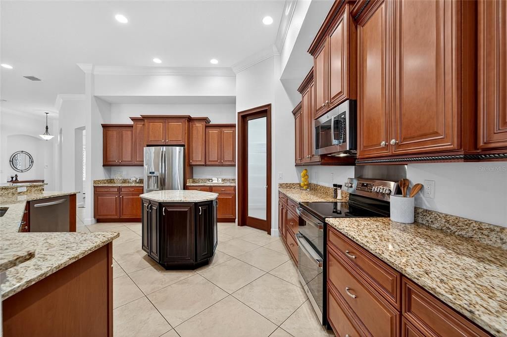 Interior, Kitchen, Pendant Lights, Recessed Lighting, Stainless Steel Appliances