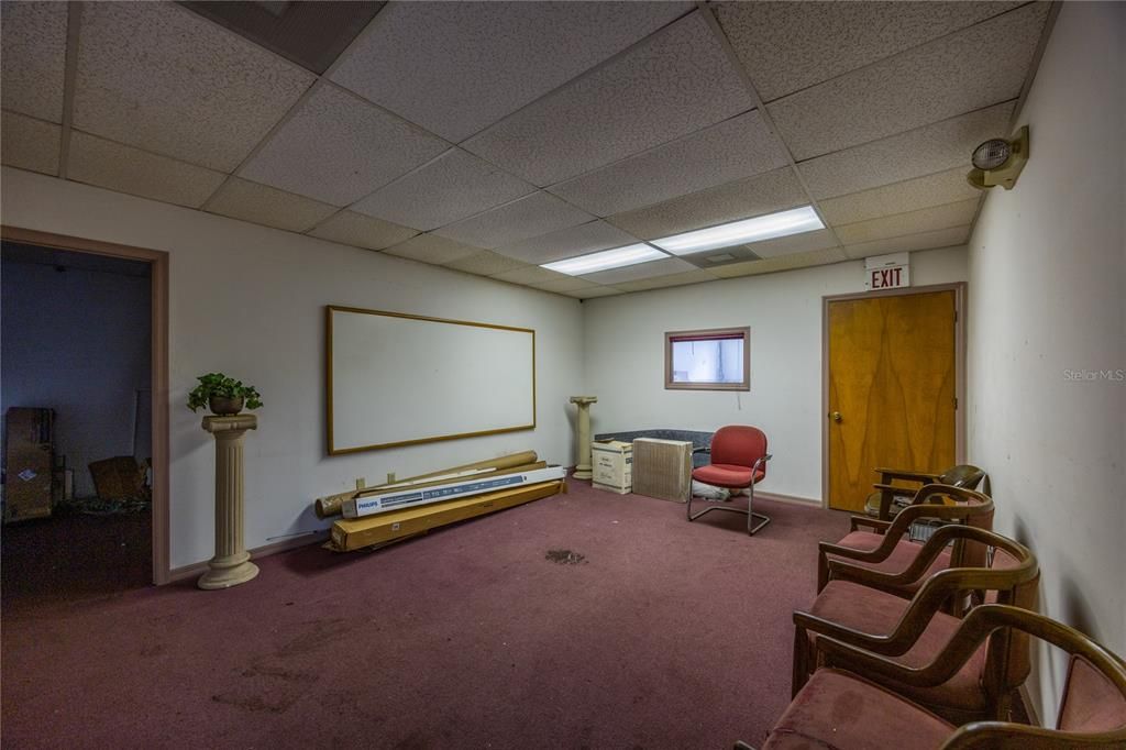 Interior, Projection Screen, Recessed Lighting