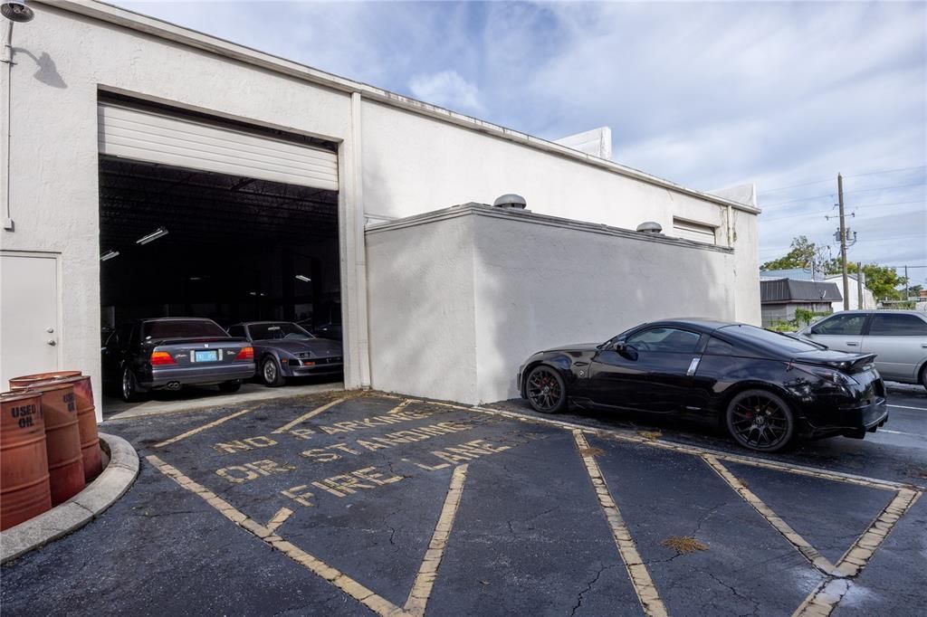 Detached Garage, Exterior