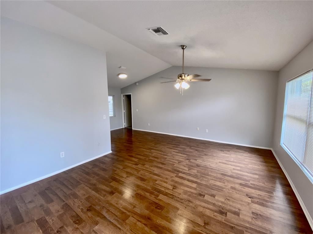 Empty room, Interior, Recessed Lighting, Wood Texture Flooring