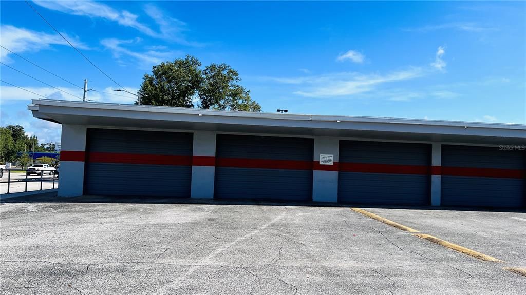 Detached Garage, Exterior