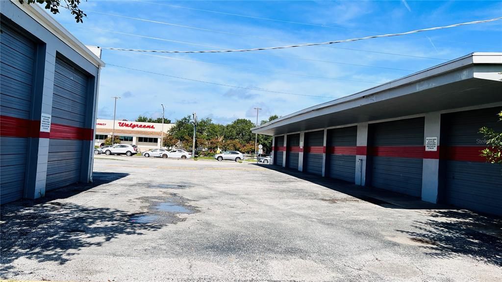 Detached Garage, Exterior