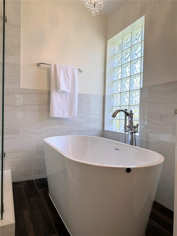 Bathroom, Free Standing Baths, Interior, Wood Texture Flooring