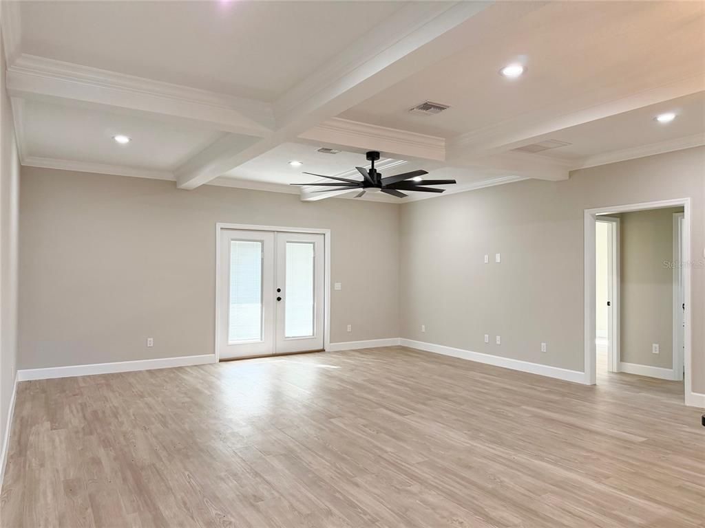 Empty room, Interior, Recessed Lighting, Wood Texture Flooring