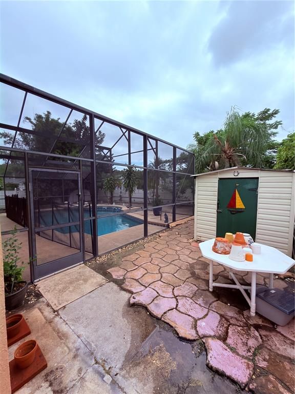Exterior, Pool, Sun Room