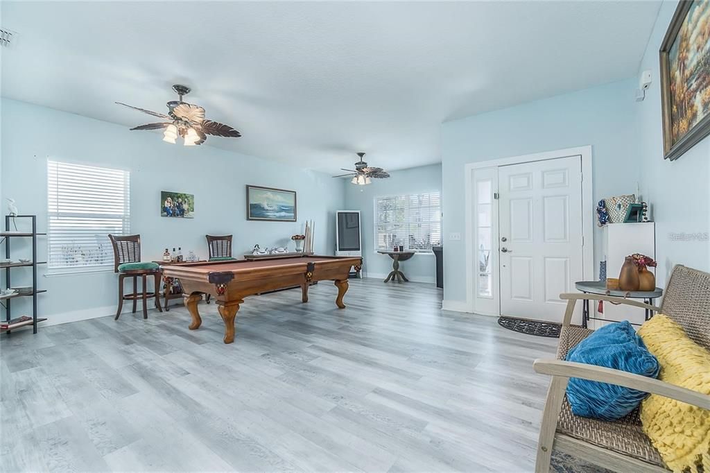 Billiard Table, Game Room, Interior, Wood Texture Flooring