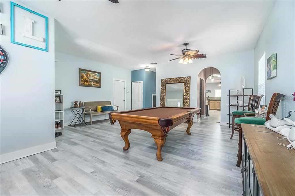 Billiard Table, Game Room, Interior, Wood Texture Flooring