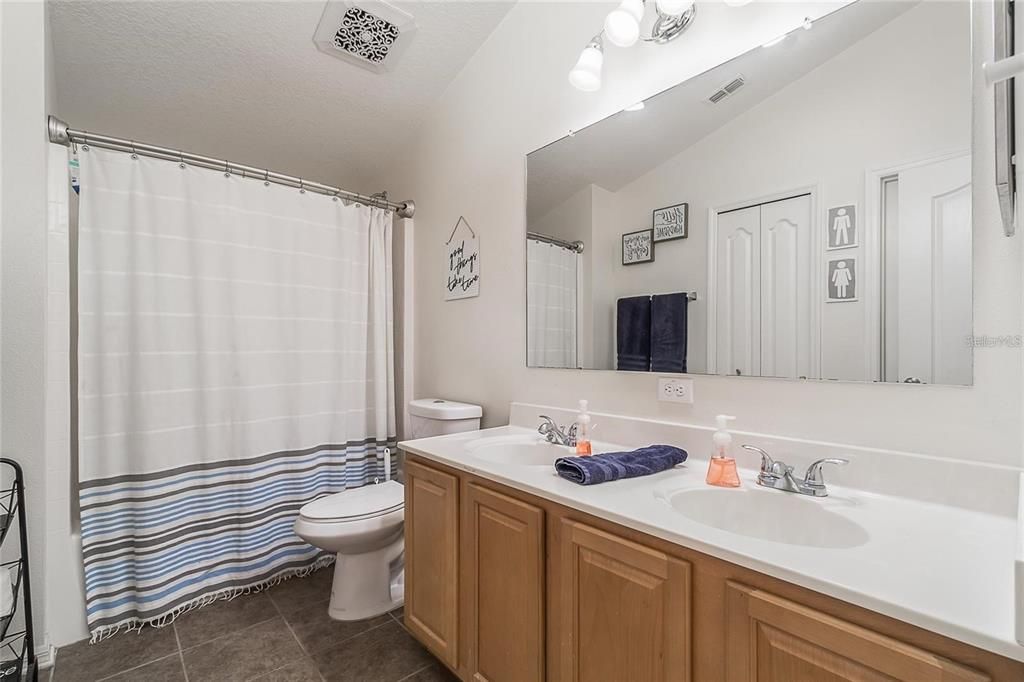 Bathroom, Dual Sink Vanities, Interior