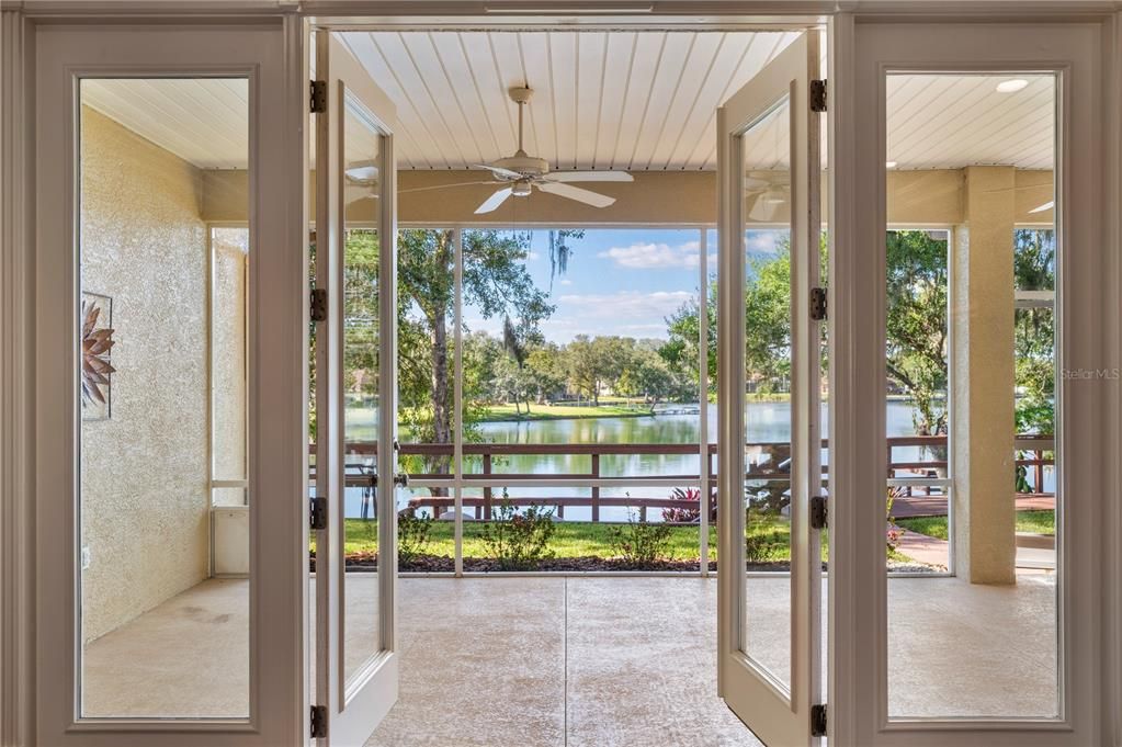 Interior, Sun Room, Water