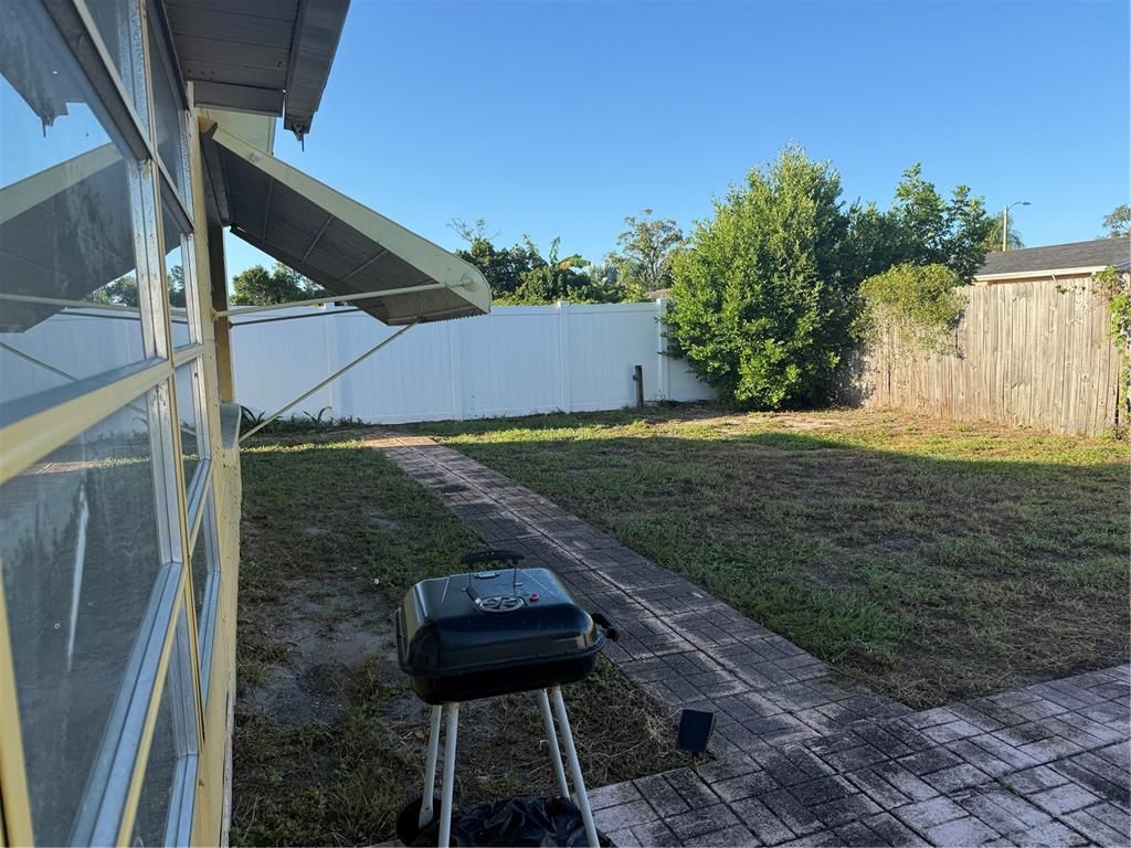 Backyard, Exterior