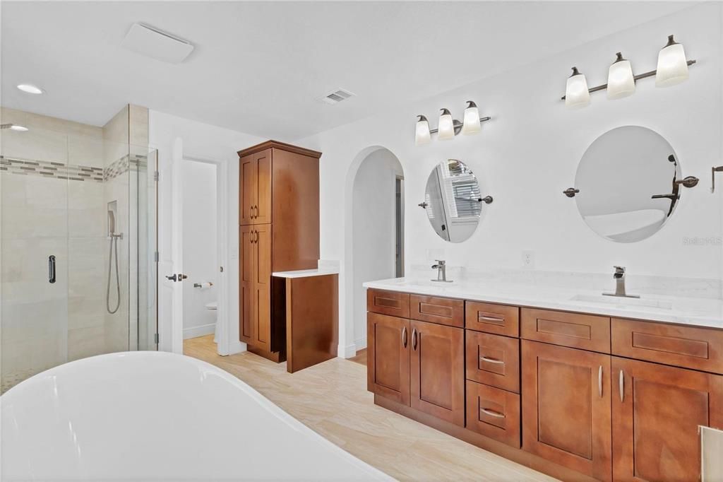 Bathroom, Dual Sink Vanities, Free Standing Baths, Glass Shower, Interior, Recessed Lighting
