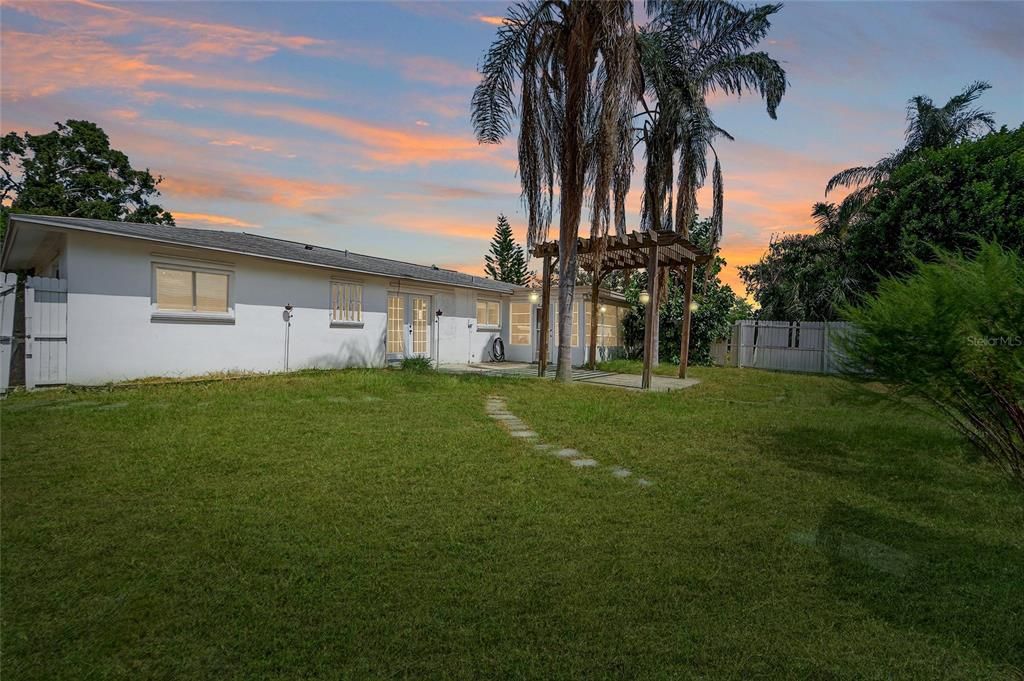 Backyard, Exterior