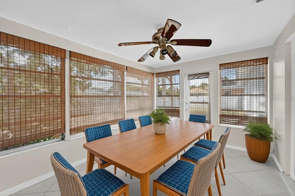 Dining room, Interior