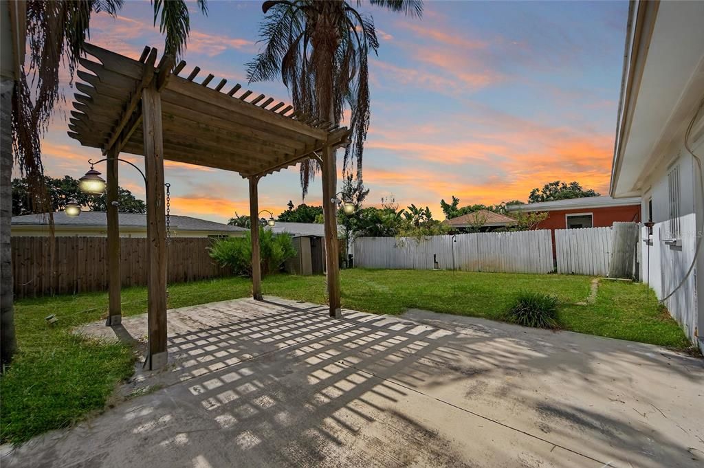 Backyard, Exterior