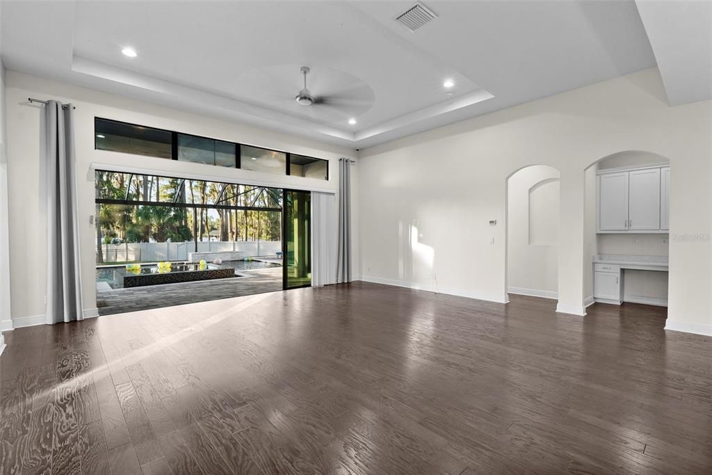 Empty room, Interior, Recessed Lighting, Wood Texture Flooring