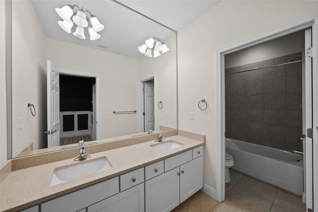 Bathroom, Dual Sink Vanities, Interior