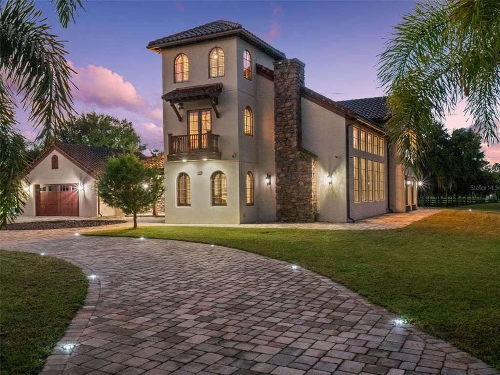 Backyard, Detached Garage, Exterior, Facade, Mediterranean