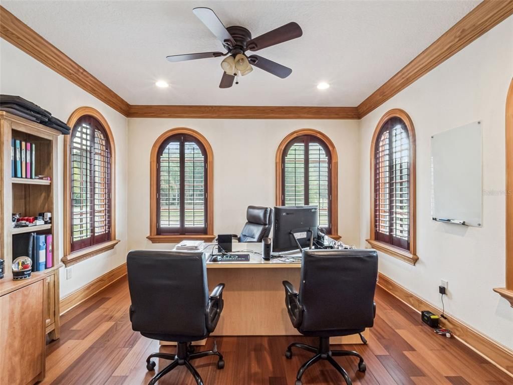Home Office, Interior, Recessed Lighting, Wood Texture Flooring