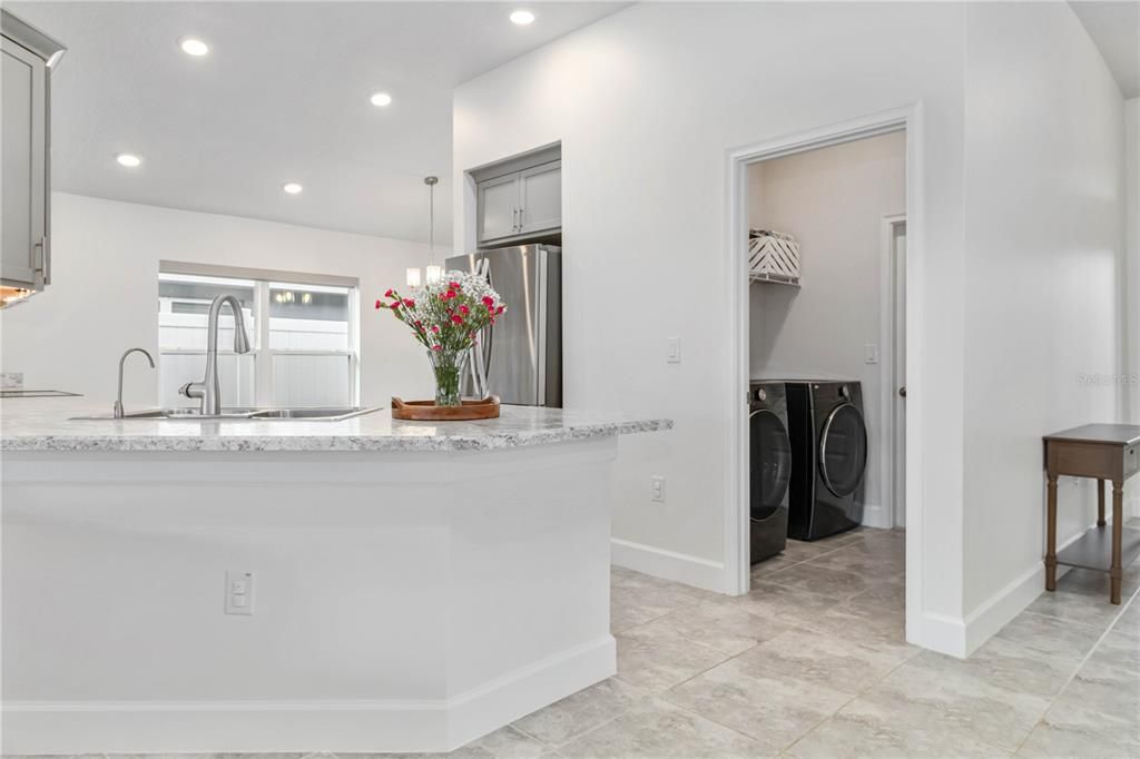 Interior, Kitchen, Pendant Lights, Recessed Lighting, Utility Closets, Washer
