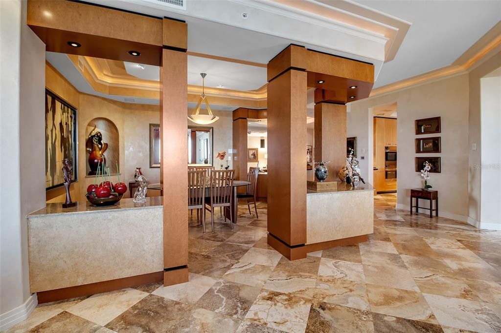 Dining room, Interior, Pendant Lights, Recessed Lighting