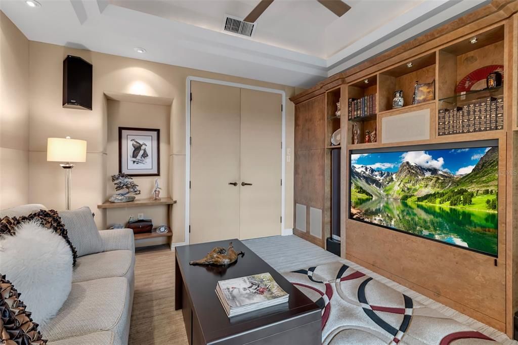 Interior, Recessed Lighting