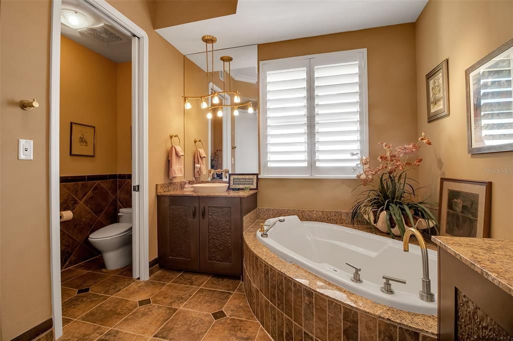 Bathroom, Interior, Pendant Lights