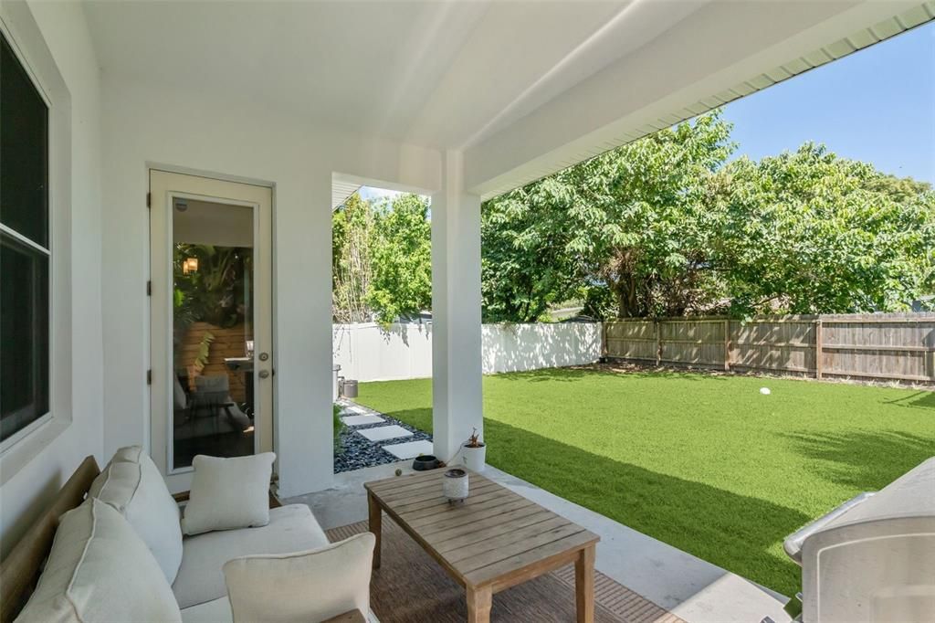 Backyard, Exterior