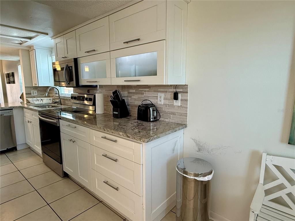 Interior, Kitchen, Stainless Steel Appliances