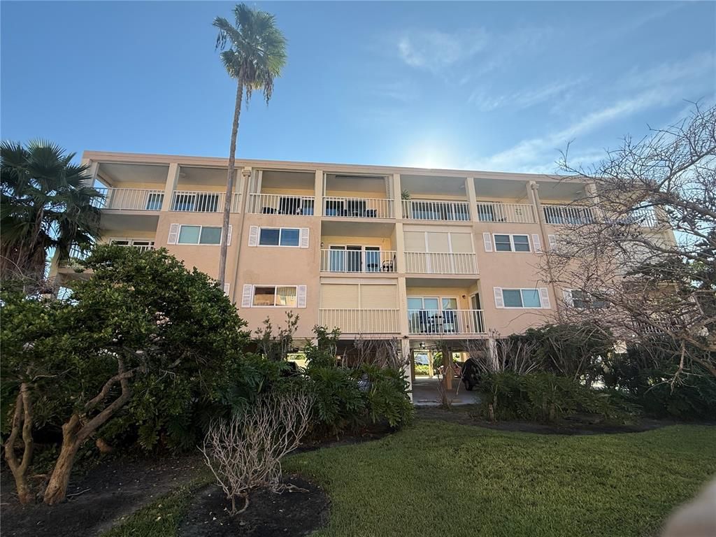 Exterior, Facade, Condo Building