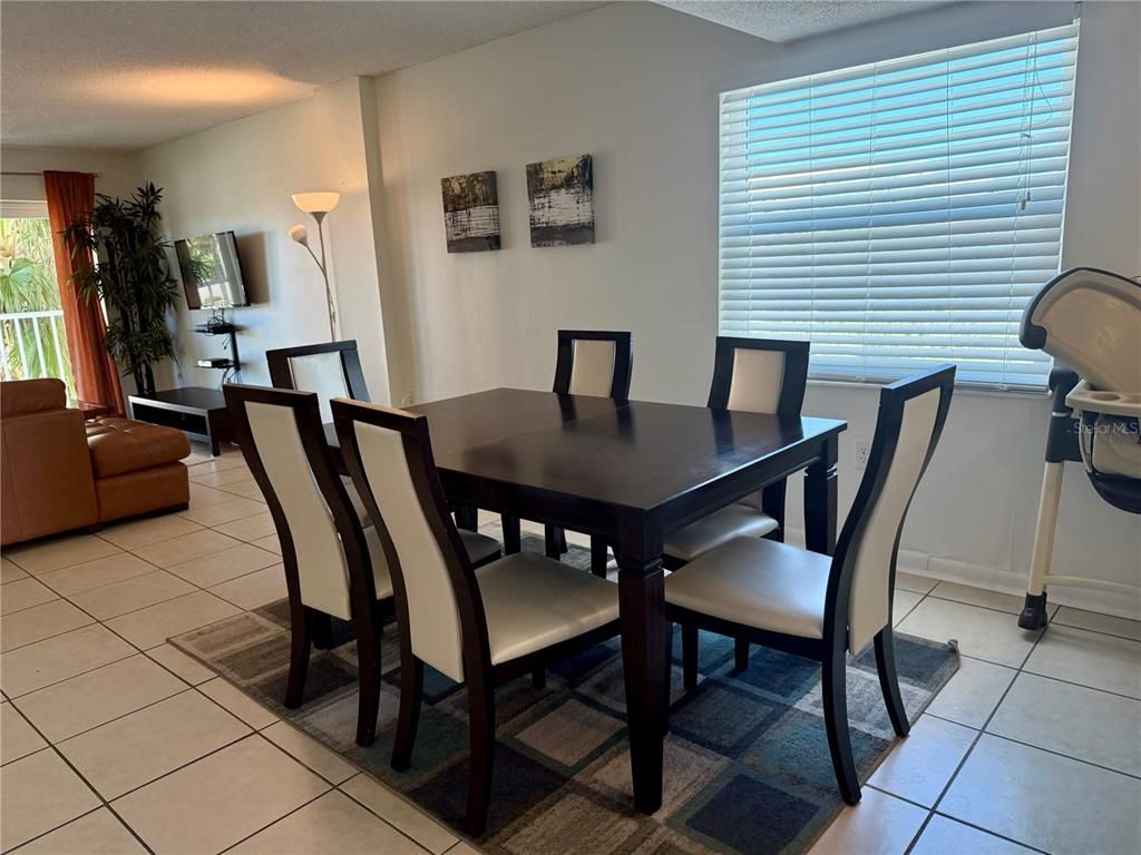 Dining room, Interior