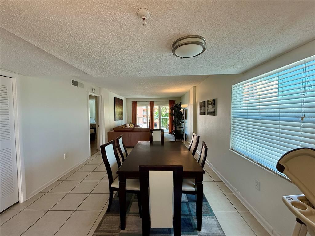 Dining room, Interior