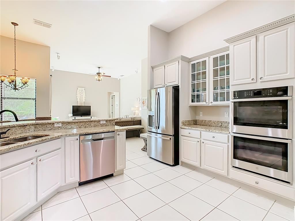 Interior, Kitchen, Pendant Lights, Stainless Steel Appliances