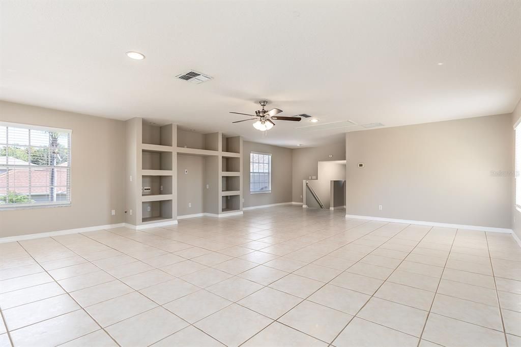 Empty room, Interior, Recessed Lighting