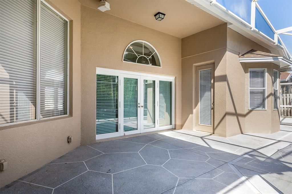 Exterior, Sun Room