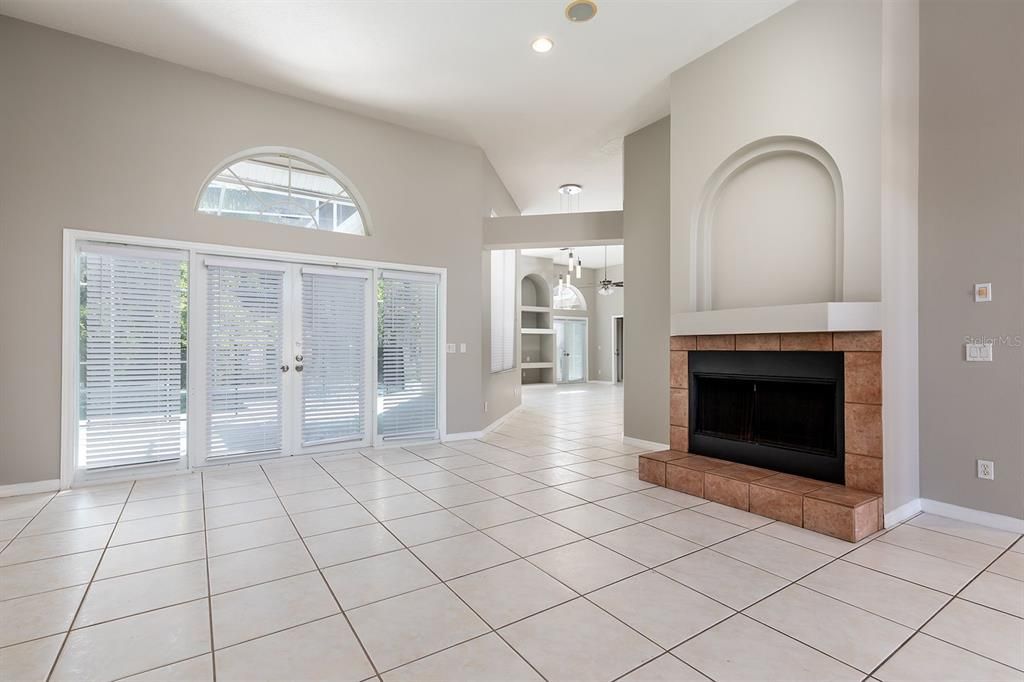 Empty room, Fireplace, Interior, Pendant Lights, Recessed Lighting