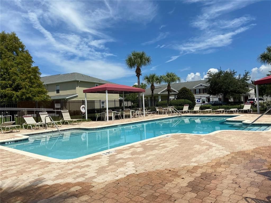 Exterior, Pool