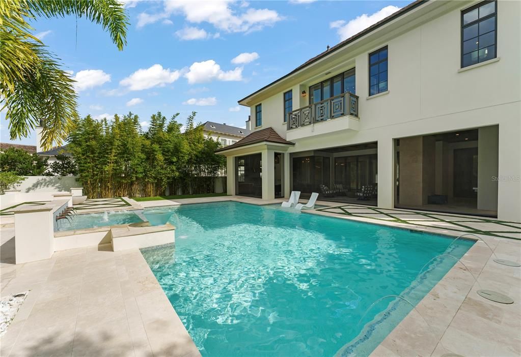 Exterior, Pool